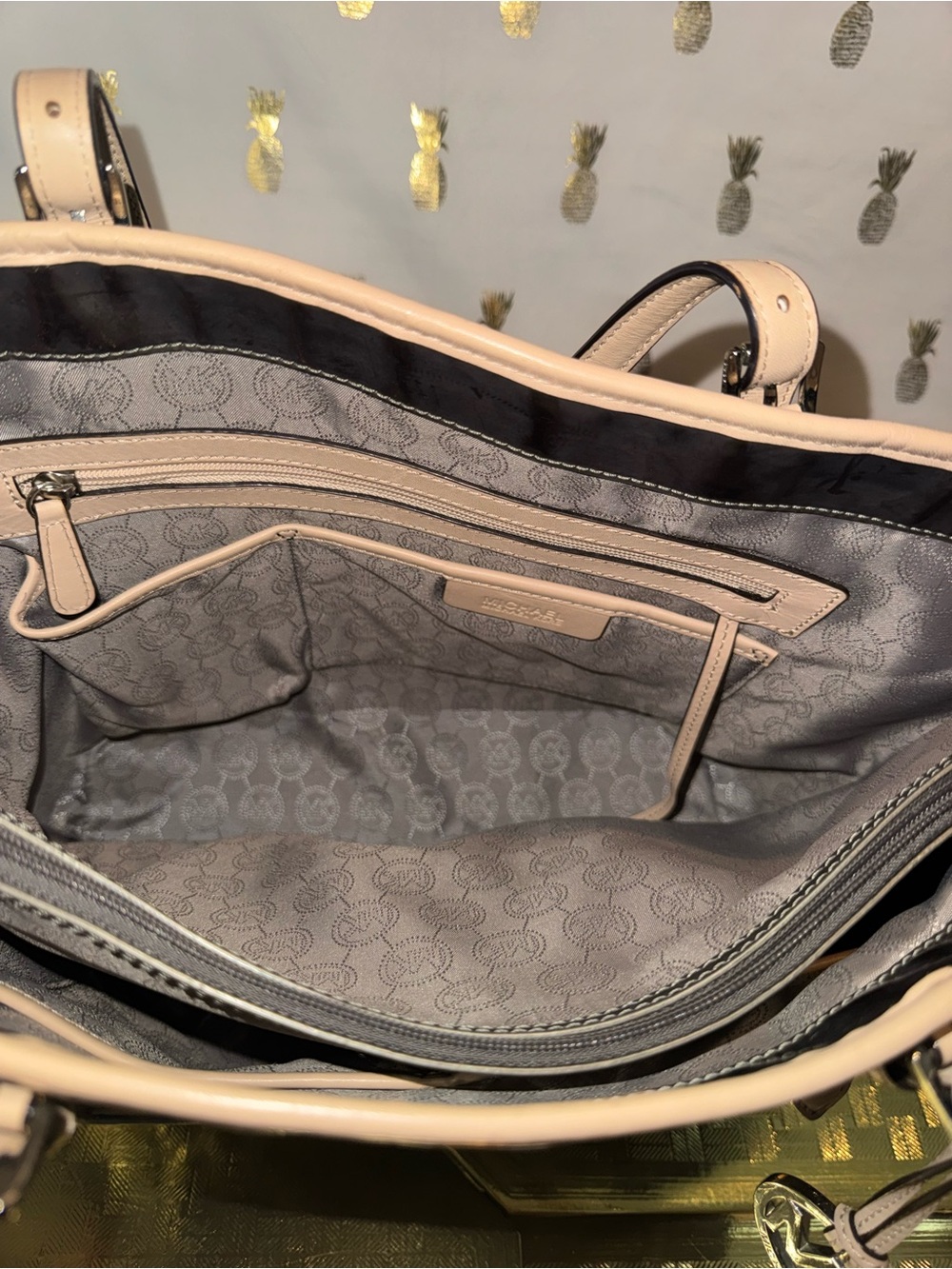 MK Jet Set - Picture 7 of 11